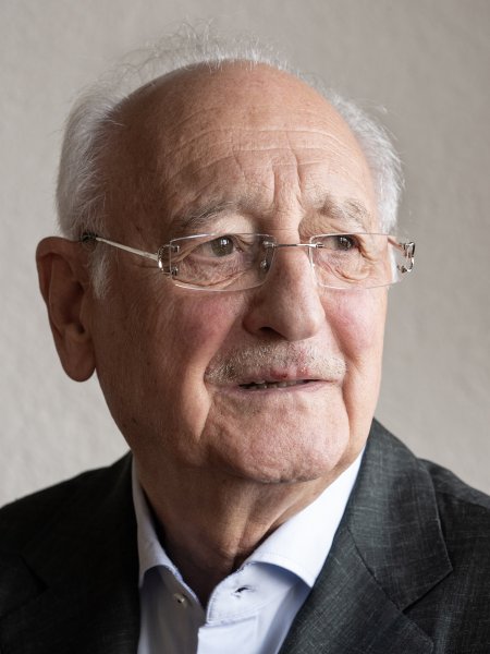 Roger Nicholas Balsiger